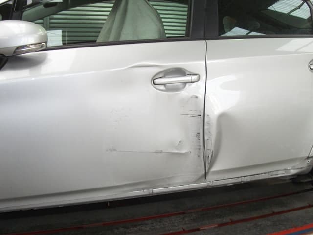 breakage-car-left-side-01_01 (1)